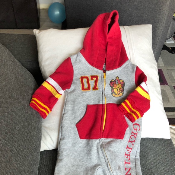 Gryffindor infant coveralls - Picture 1 of 9